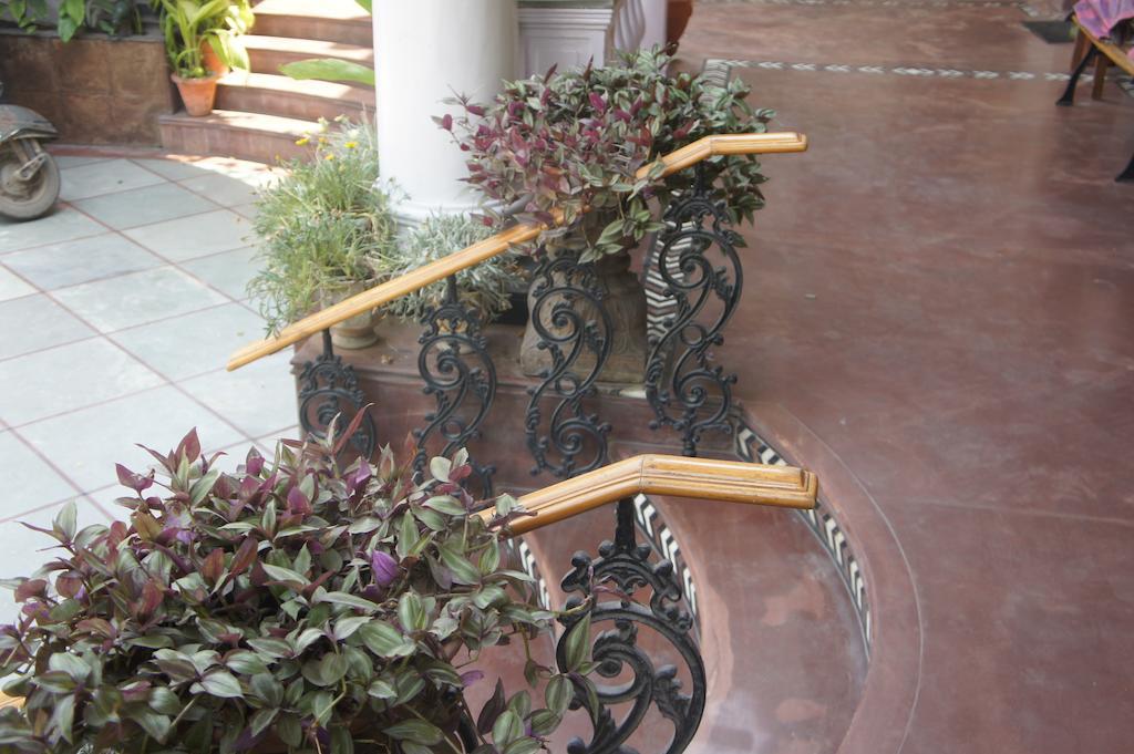 Sirohi House Nueva Delhi Exterior foto